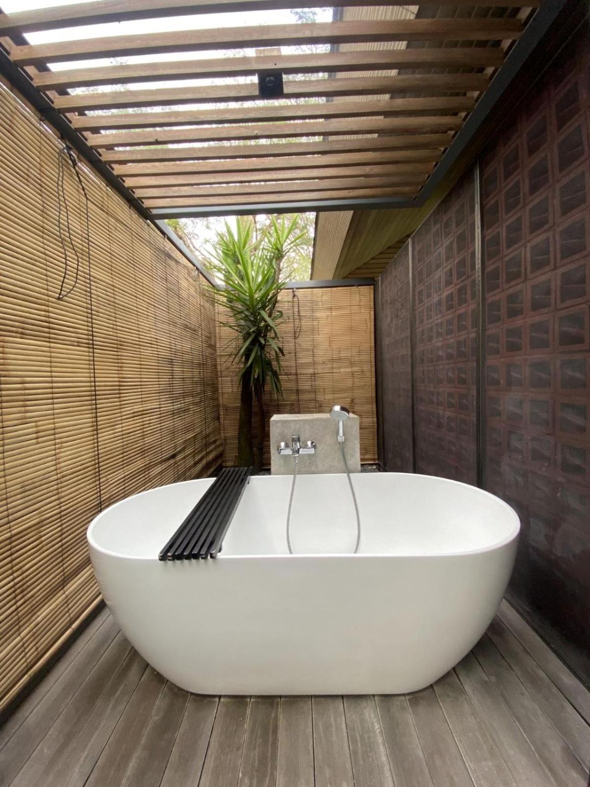 Djoglo Luxury Bungalow Wendit Экстерьер фото